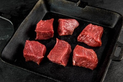 Свинина ошеек на шашлык 1 кг - купить в Имянлебаше